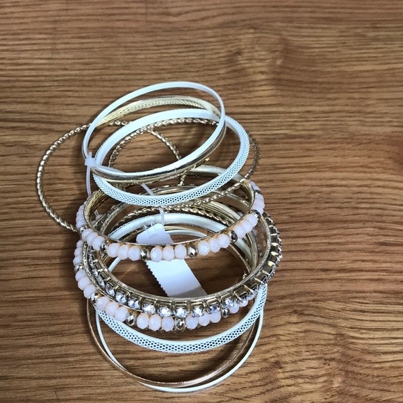 Brand New Sparkly Bangles 13 bracelets - Picture 3 of 8